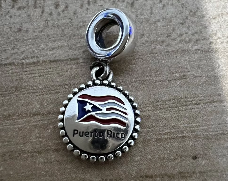 Sterling Silver Puerto Rico Emblem Necklace With 22" Snake Chain