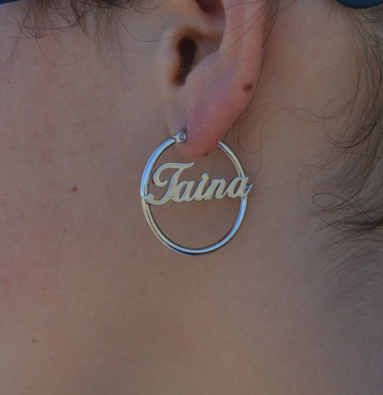 Taina 1" Hoop Earrings (Gold or Silver)